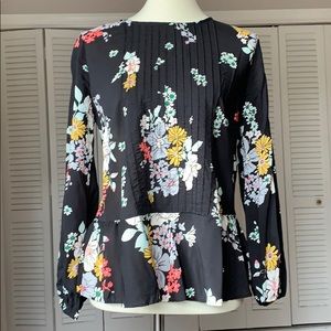 NWT Old Navy Floral Peplum Top